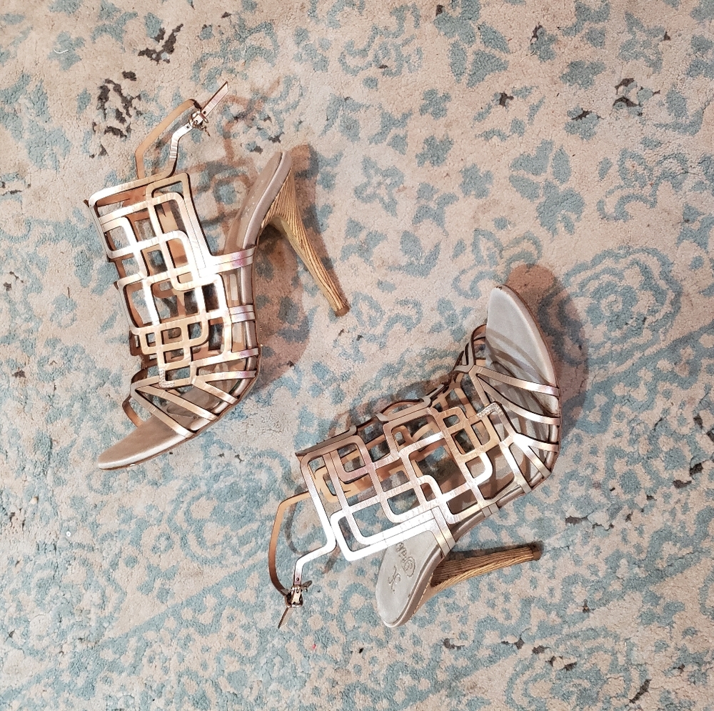 Fabi couture size 38 vintage heel